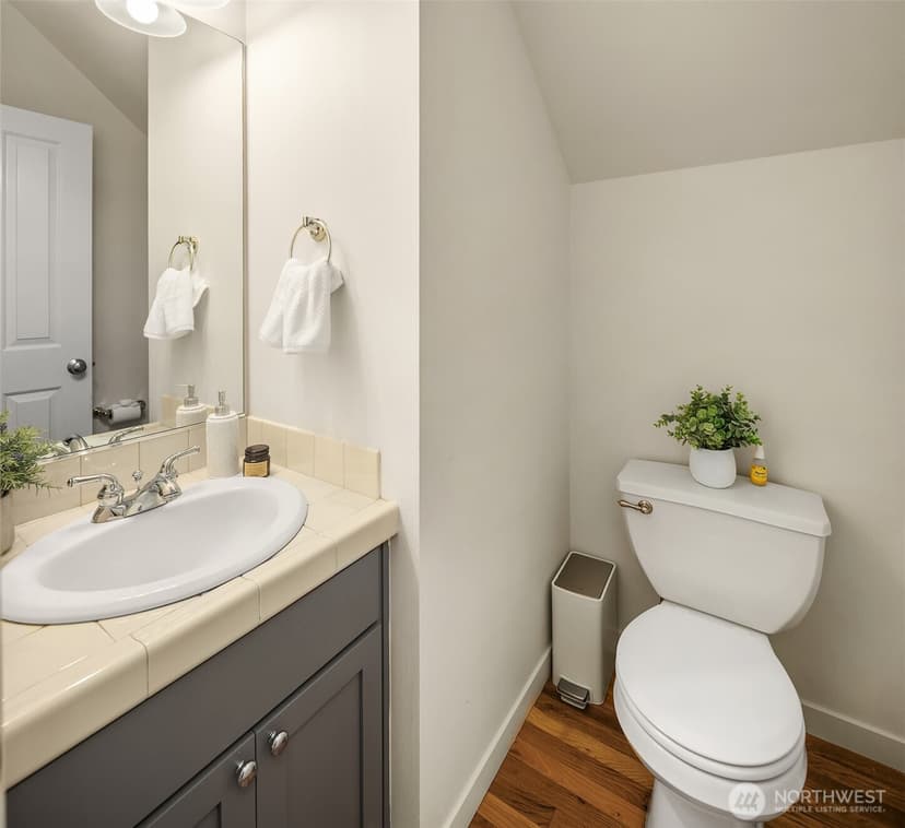 Property photo for 5944 26th Avenue SW, Seattle photo 22