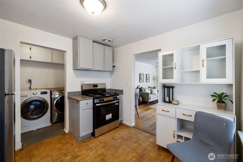Property photo for 9456 21st Avenue SW #C, Seattle photo 11