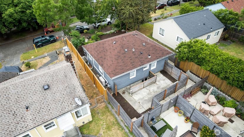 Property photo for 9456 21st Avenue SW #C, Seattle photo 29