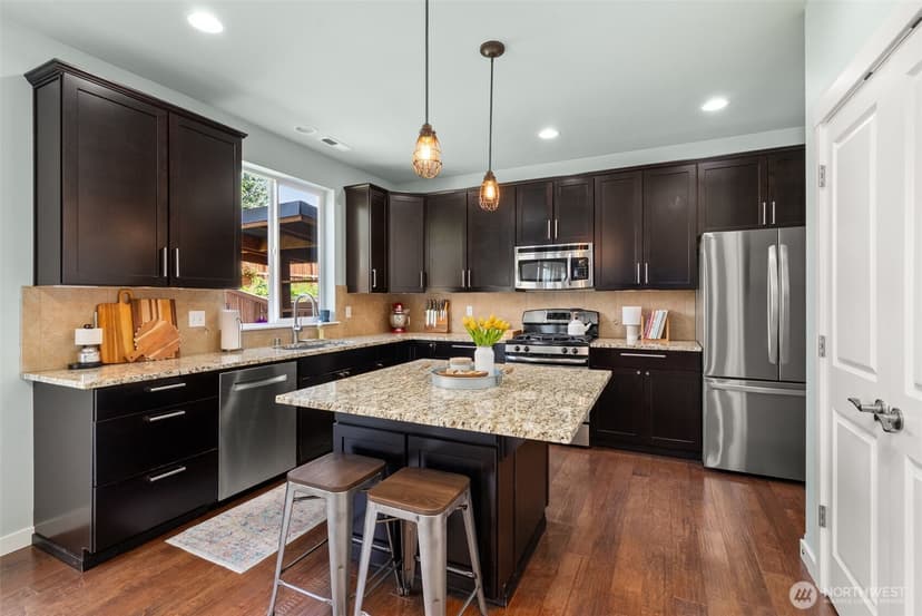 Property photo for 3307 Highlands Boulevard, Puyallup photo 12