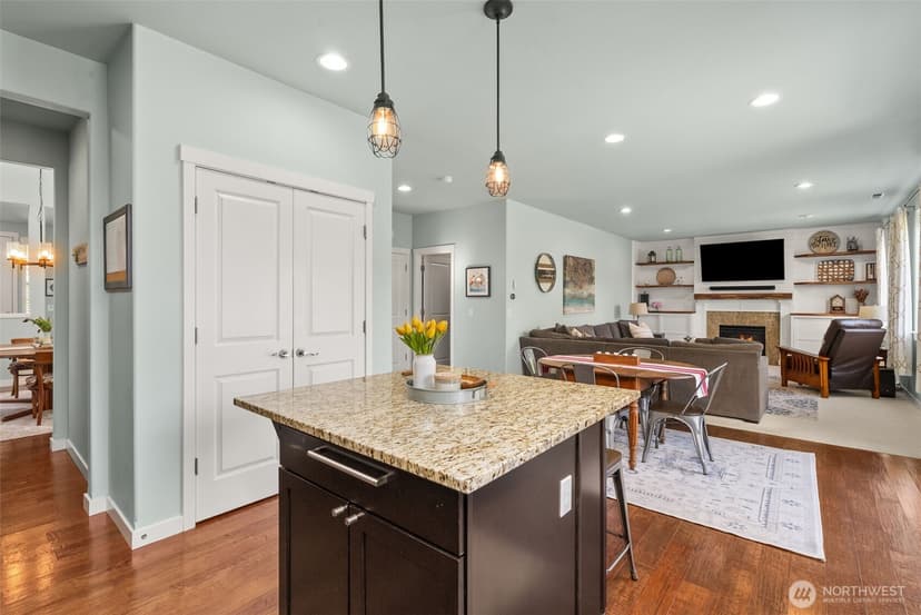Property photo for 3307 Highlands Boulevard, Puyallup photo 13