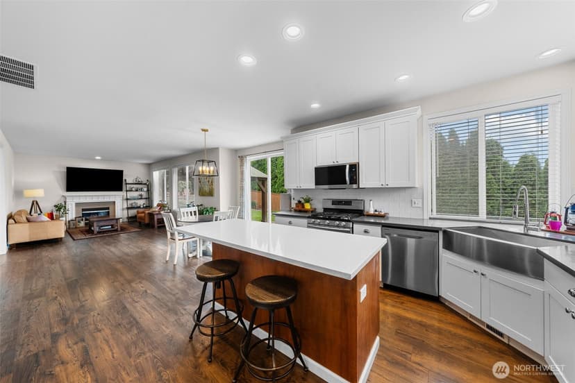Property photo for 8206 70th Avenue Ct E, Puyallup photo 15