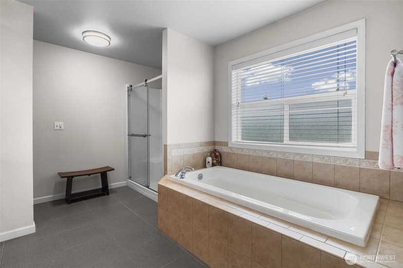 Property photo for 8206 70th Avenue Ct E, Puyallup photo 22