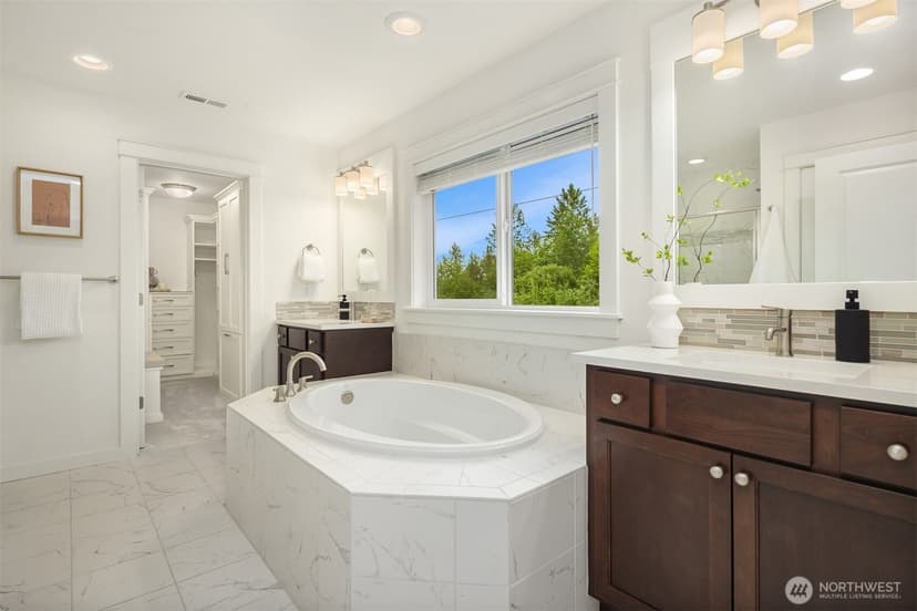 Property photo for 8728 124th Avenue NE, Kirkland photo 24