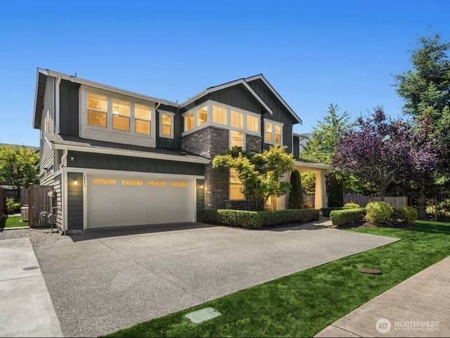 Property photo for 1055 SE 13th Place, North Bend