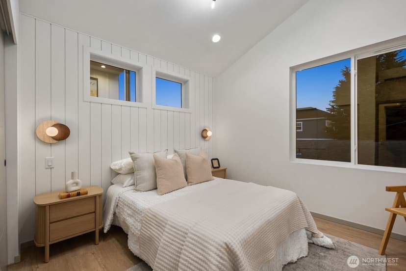 Property photo for 5923 32nd Avenue SW, Seattle photo 19