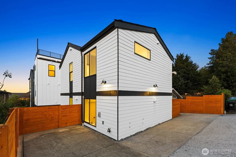 Property photo for 5923 32nd Avenue SW, Seattle photo 23