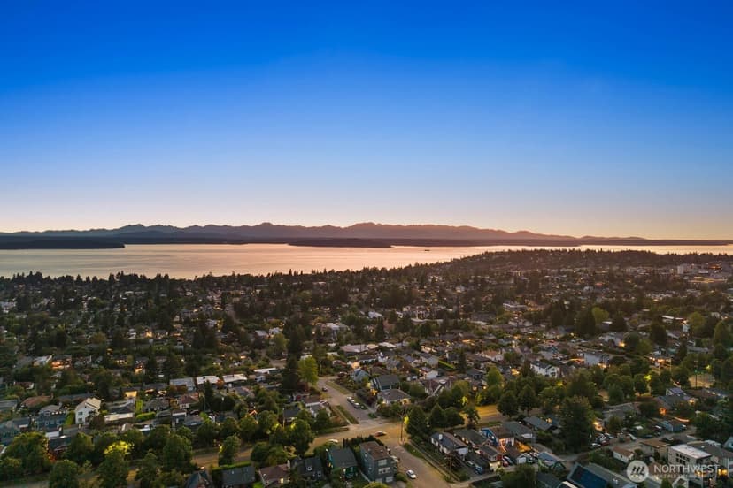 Property photo for 5923 32nd Avenue SW, Seattle photo 32