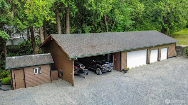 Property photo for 1405 175th Avenue NE, Snohomish photo 5