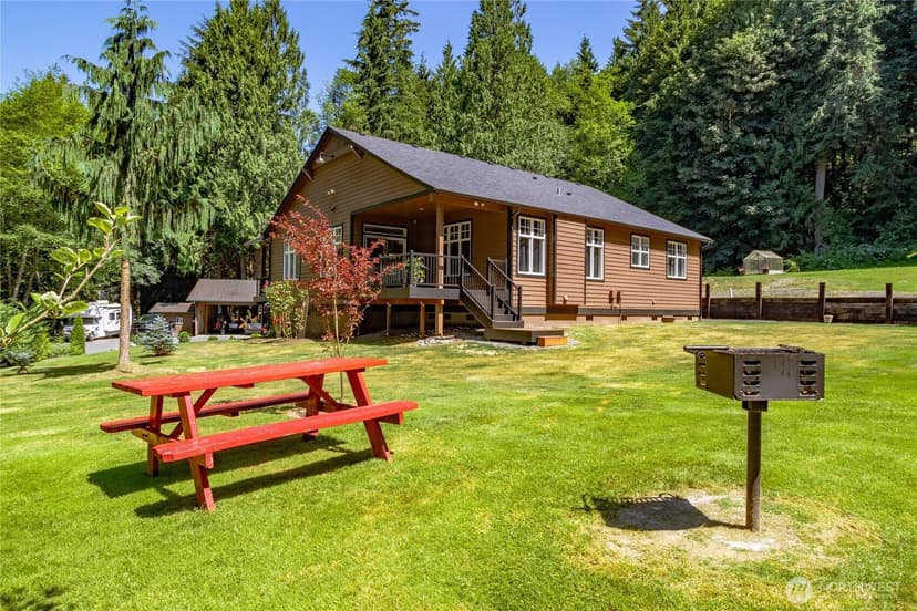 Property photo for 1405 175th Avenue NE, Snohomish photo 36