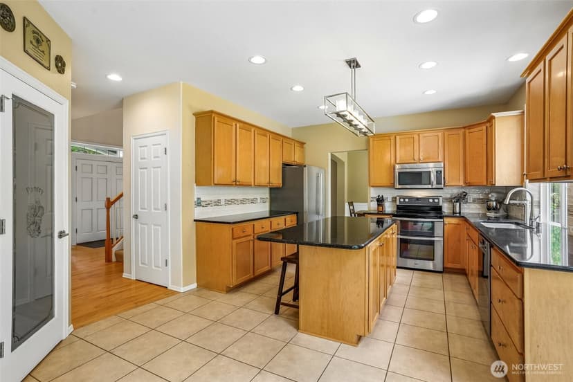 Property photo for 10805 189th Avenue E, Bonney Lake photo 11