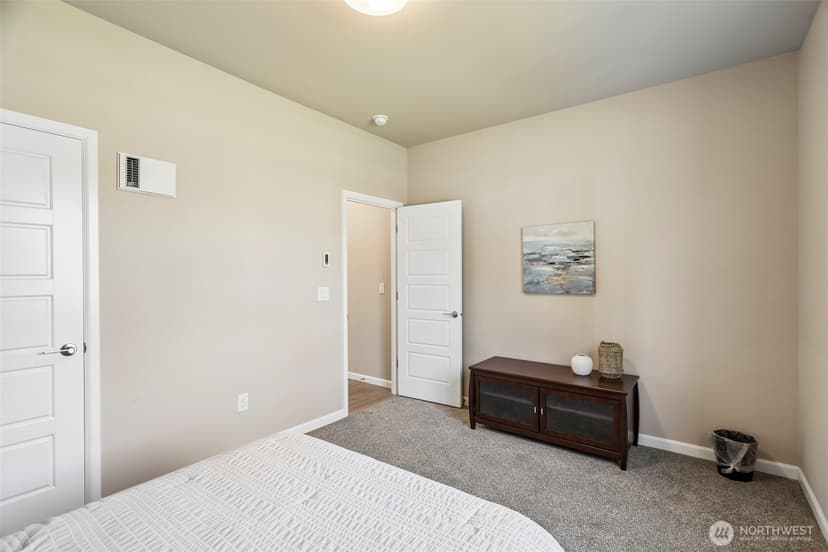 Property photo for 35816 2nd Avenue SW, Federal Way photo 23