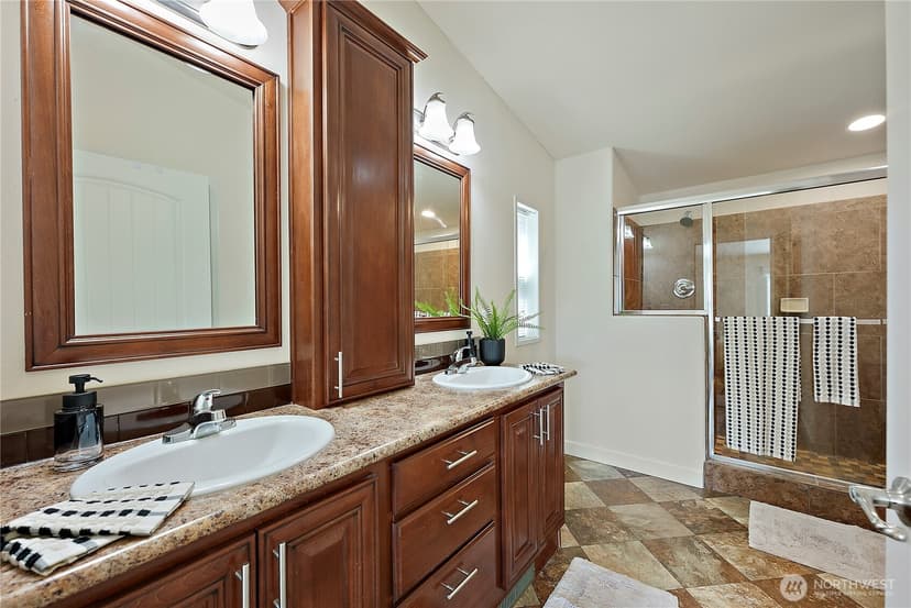 Property photo for 10002 191st Street E, Puyallup photo 24