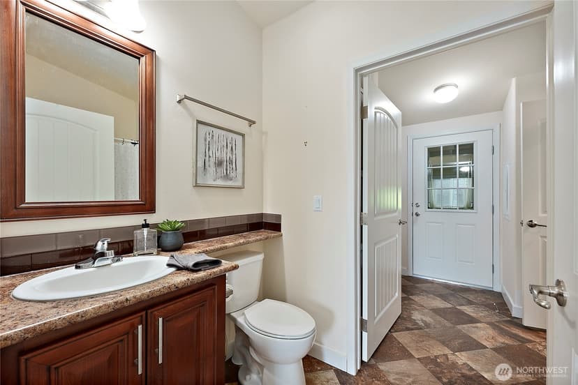 Property photo for 10002 191st Street E, Puyallup photo 15