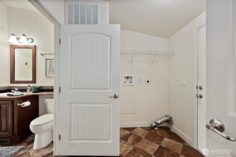 Property photo for 10002 191st Street E, Puyallup photo 16