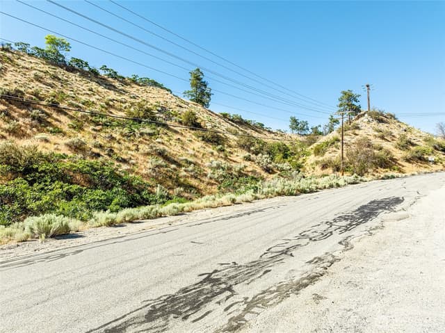 Property photo for 761 N Bradley Street, Chelan photo 5