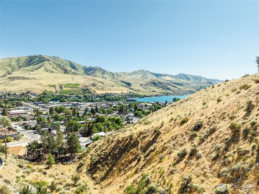 Property photo for 761 N Bradley Street, Chelan photo 14