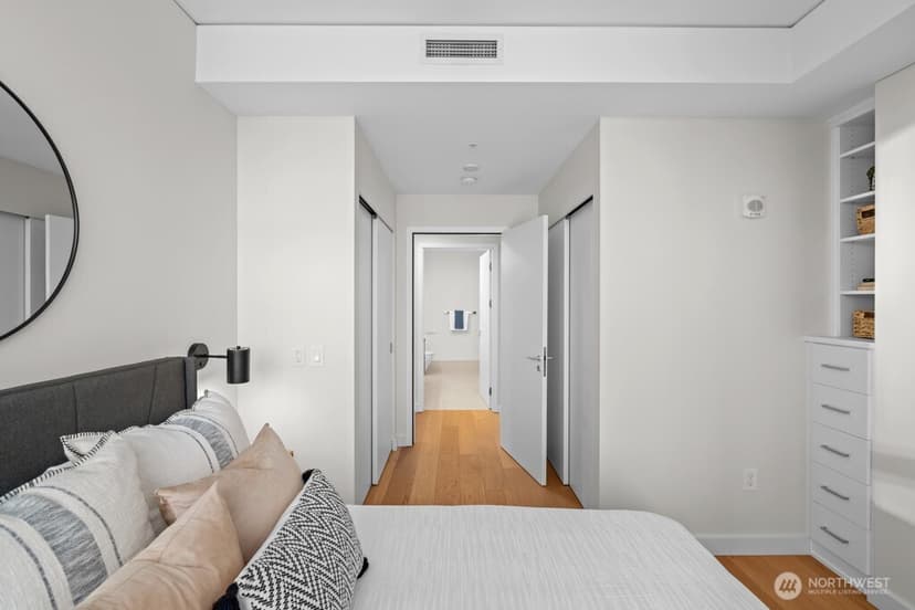 Property photo for 121 Stewart Street #2202, Seattle photo 15