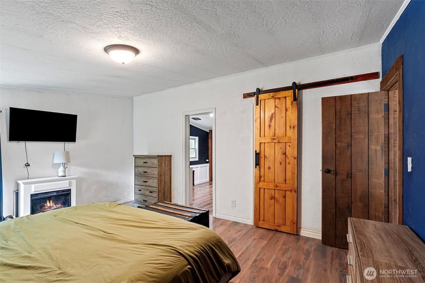 Property photo for 9390 Phillips Road SE, Port Orchard photo 17