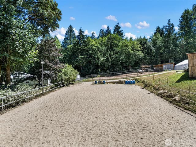 Property photo for 9390 Phillips Road SE, Port Orchard photo 4