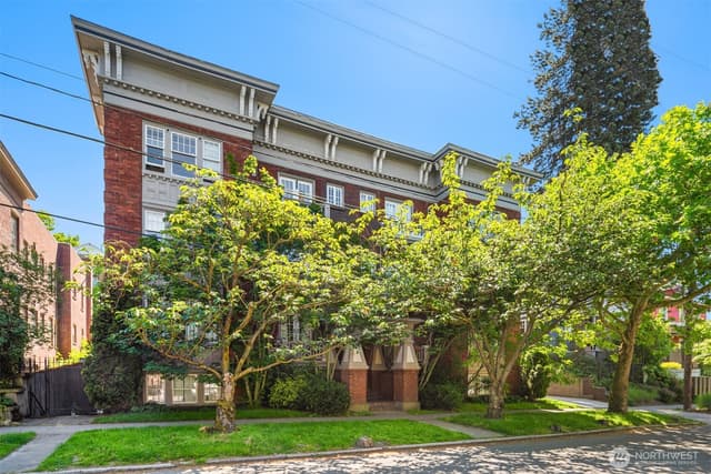 Property photo for 214 13th Avenue E #3, Seattle