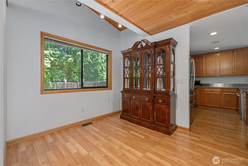 Property photo for 15340 470th Place SE, North Bend photo 7