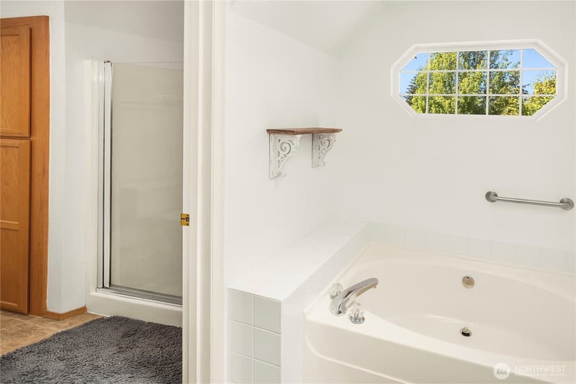 Property photo for 5010 Highland Drive SE, Auburn photo 17