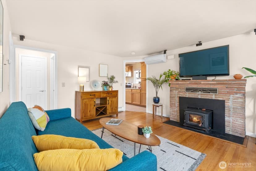 Property photo for 1227 S Henderson Street, Seattle photo 8