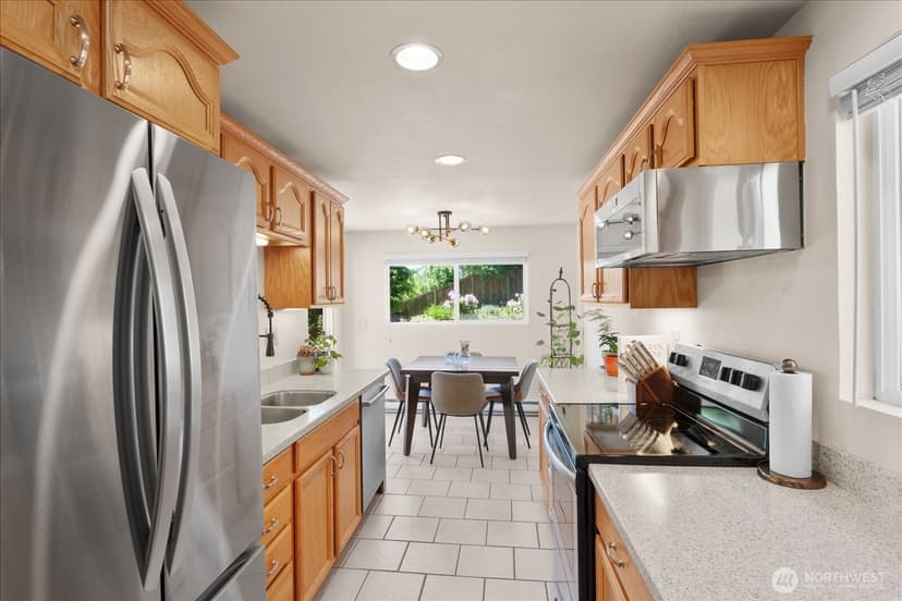 Property photo for 1227 S Henderson Street, Seattle photo 13