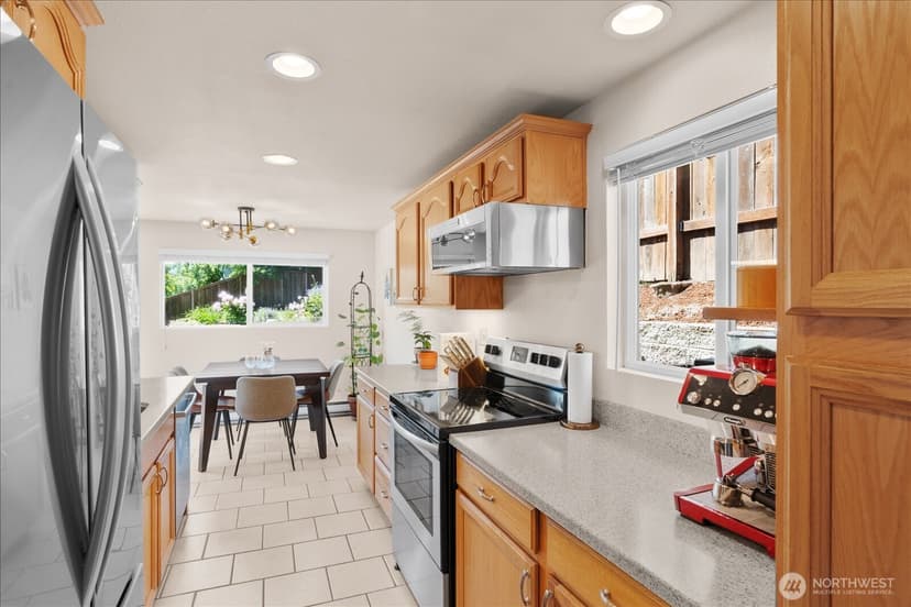 Property photo for 1227 S Henderson Street, Seattle photo 12