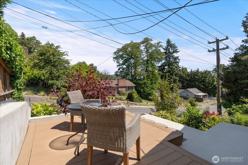 Property photo for 1227 S Henderson Street, Seattle photo 5