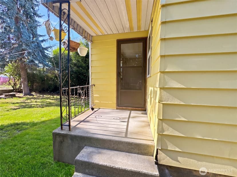 Property photo for 4840 J Street S, Tacoma photo 13