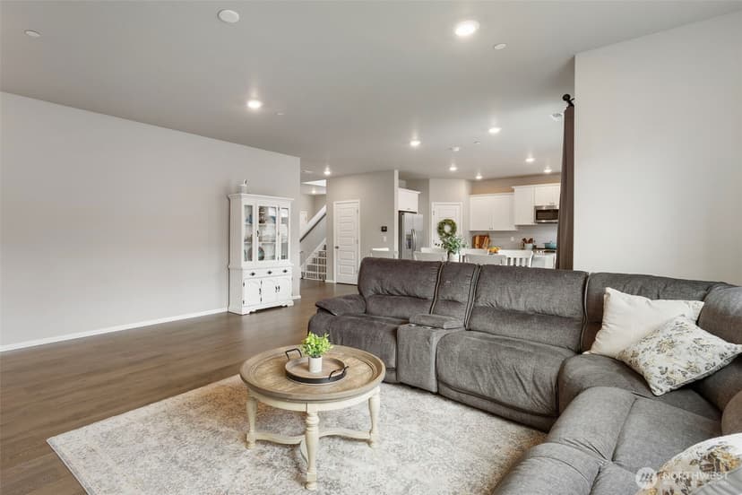 Property photo for 1328 Baker Heights Loop, Bremerton photo 10