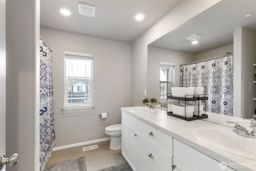Property photo for 1328 Baker Heights Loop, Bremerton photo 30