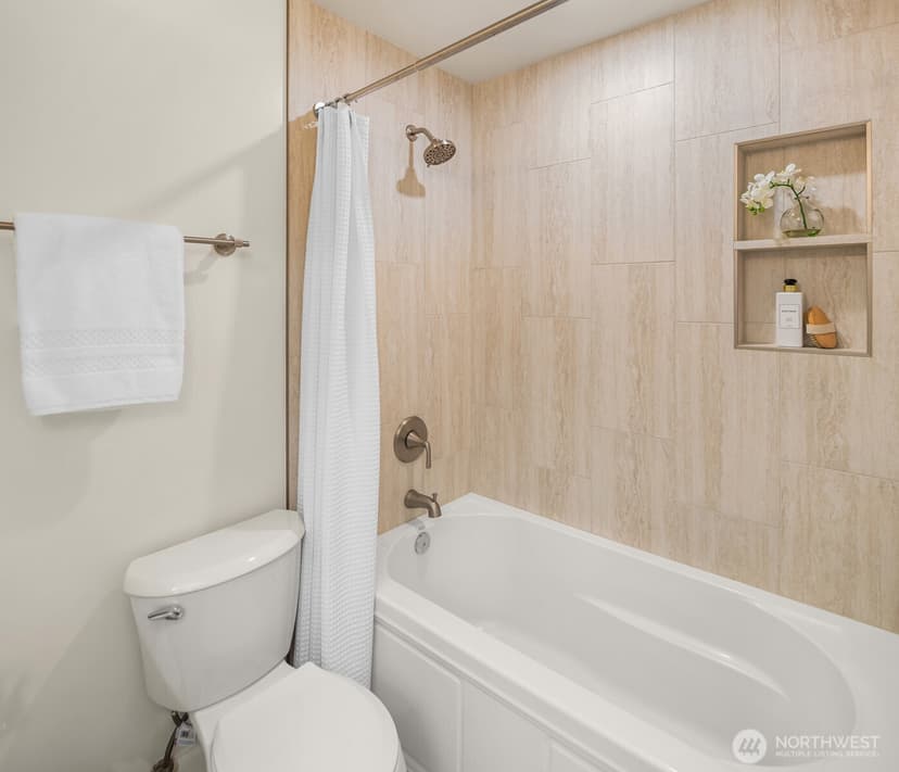 Property photo for 17536 NE 156th Street, Woodinville photo 18