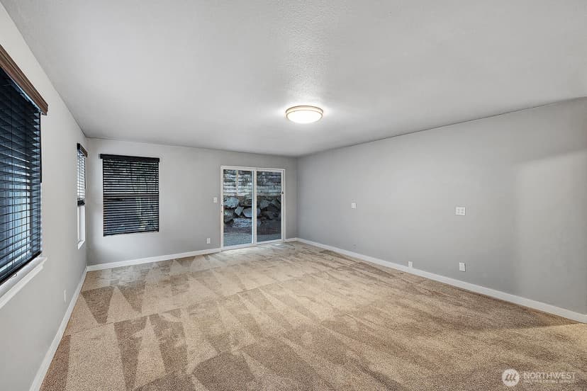Property photo for 7843 NE 146th Street, Kenmore photo 11