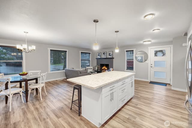 Property photo for 7843 NE 146th Street, Kenmore photo 5