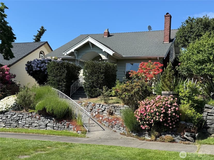 Property photo for 919 N Sheridan Avenue, Tacoma