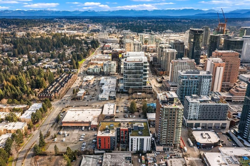 Property photo for 1085 103rd Avenue NE #328, Bellevue photo 29