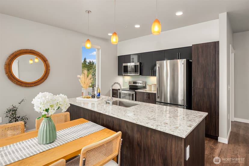Property photo for 1085 103rd Avenue NE #328, Bellevue photo 6