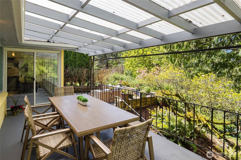 Property photo for 3409 Magnolia Blvd W, Seattle photo 25