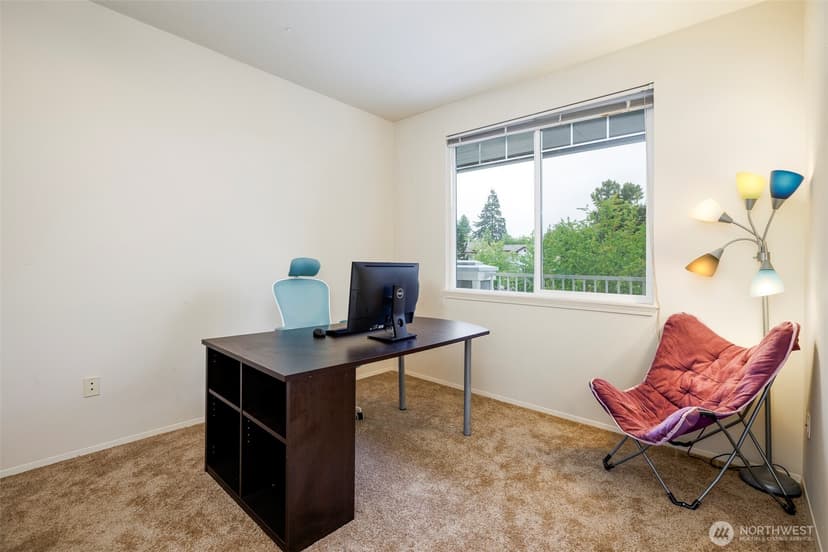 Property photo for 12712 Admiralty Way #G302, Everett photo 8