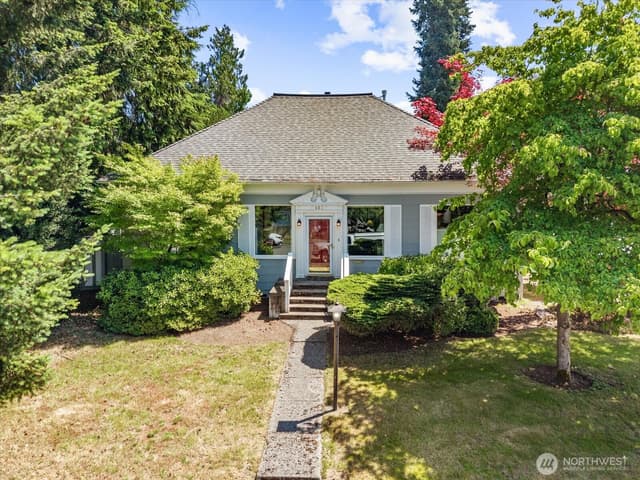 Property photo for 403 N Macleod Avenue, Arlington photo 2