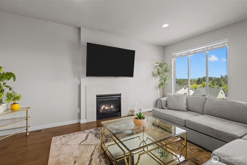 Property photo for 19042 123rd Avenue SE, Renton photo 12