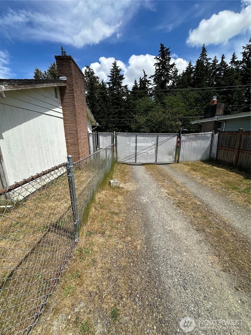 Property photo for 2712 67th Avenue W, University Place photo 7