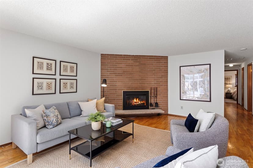 Property photo for 8308 99th Street Ct SW, Lakewood photo 4