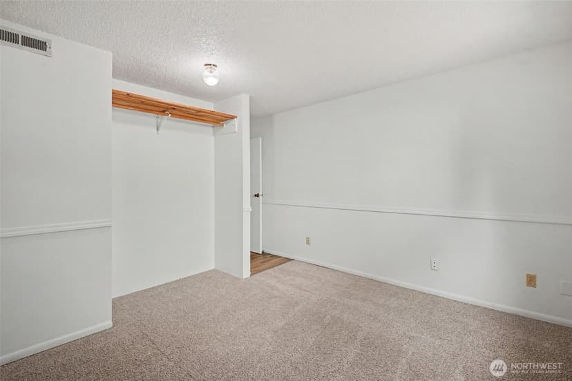 Property photo for 14148 74th Place NE #A, Kirkland photo 11
