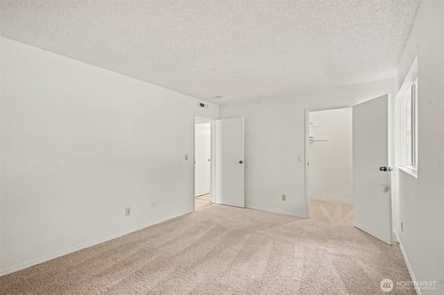 Property photo for 14148 74th Place NE #A, Kirkland photo 4