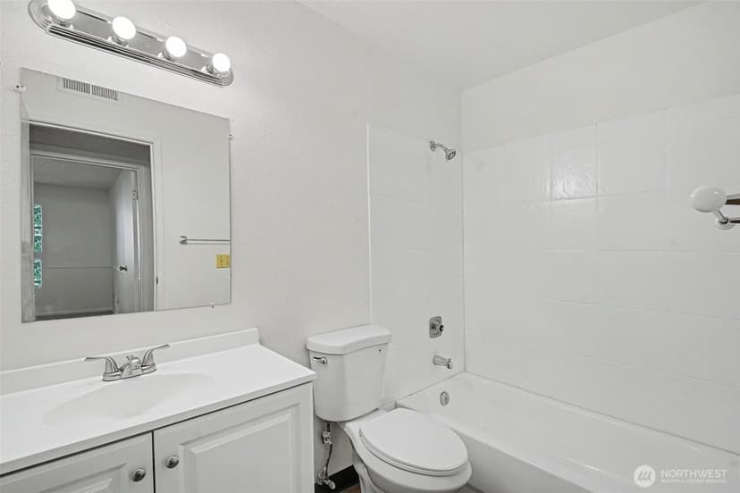 Property photo for 14148 74th Place NE #A, Kirkland photo 14