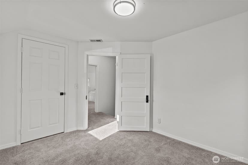 Property photo for 5036 S I Street, Tacoma photo 34